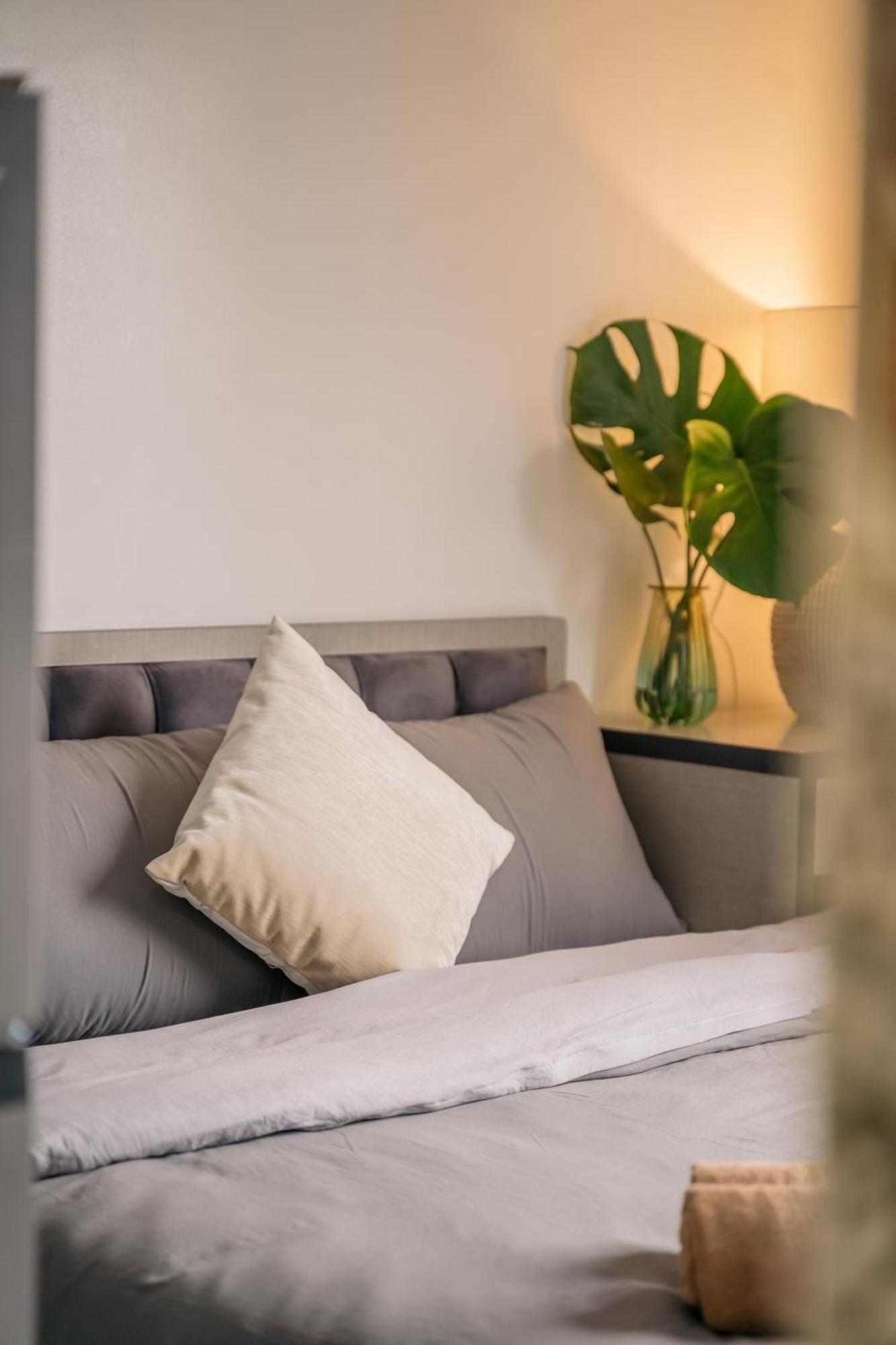 Lahomestay Thai Ha Apartment Hanoi
